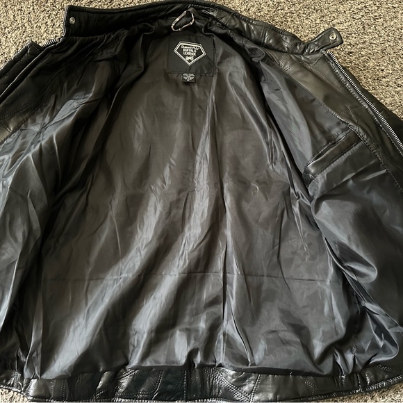 Men’s Leather Biker Jacket - Picture 4 of 8